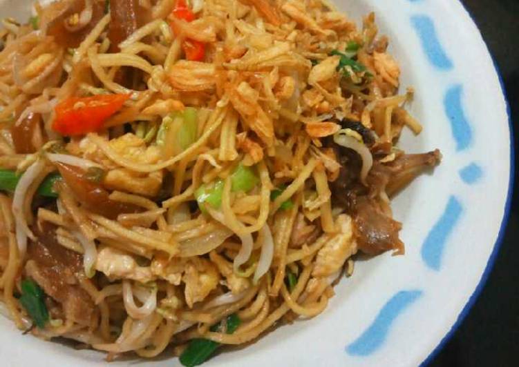 Cara Gampang Membuat Mie Goreng #Bandung_RecookAdisSabrina yang Enak Banget