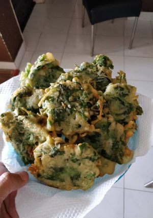 Foto resep Bayam goreng / bakwan bayam