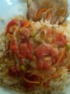 A picture of Healthy Meal: Brown Rice & Tomatoes Sauce.