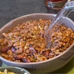 A picture of Jerk bbq baked beans.