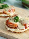 Pizza sosis dompet krisis