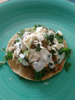 Una foto de Tostadas de carne molida con acelgas. ॐ