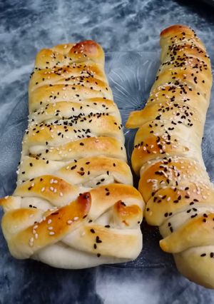 A picture of Bakery style chicken bread 🍞.