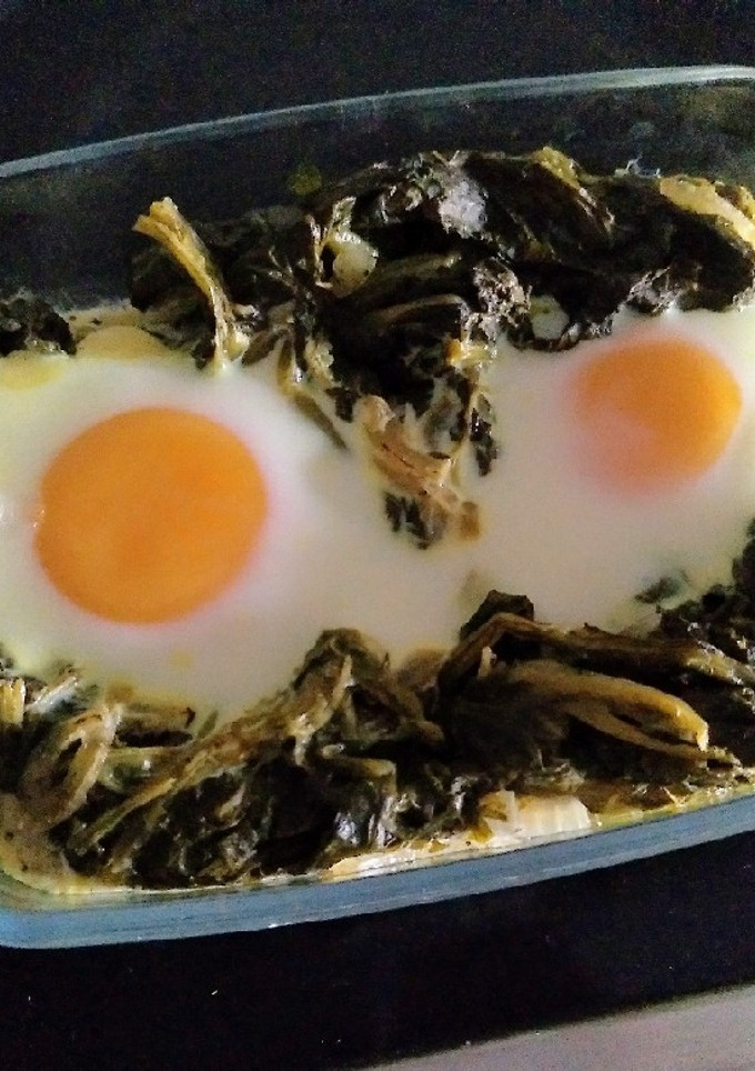 Una foto de Cazuelas de espinaca y huevo