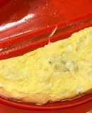 Tortilla francesa de atún y cebolla en Lékué Omelette al microondas