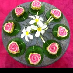 Pistachion Coconut Roll A picture of Pistachion Coconut Roll.