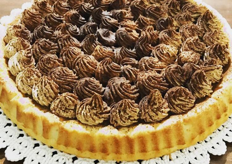 Crostata (stampo furbo) con crema chantilly al caffè