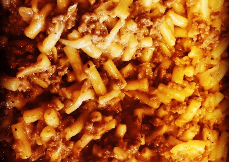 Steps to Make Homemade Cheeseburger Mac N Cheese