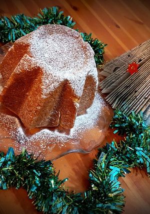 Foto di Pandoro di Natale fatto in casa