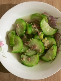 絲瓜清炒(加鮪魚罐頭) 的食譜成品照片