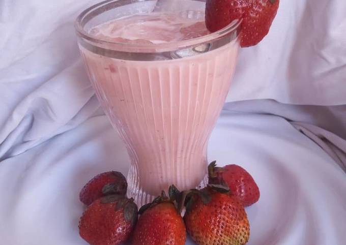 Step-by-Step Guide to Prepare Super Quick Homemade Strawberry milkshake