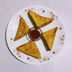 A picture of Crispy Besan Bread Toast.