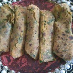 Methi prathas A picture of Methi prathas.