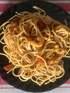 Una foto de Spaguetis integrales estilo chino