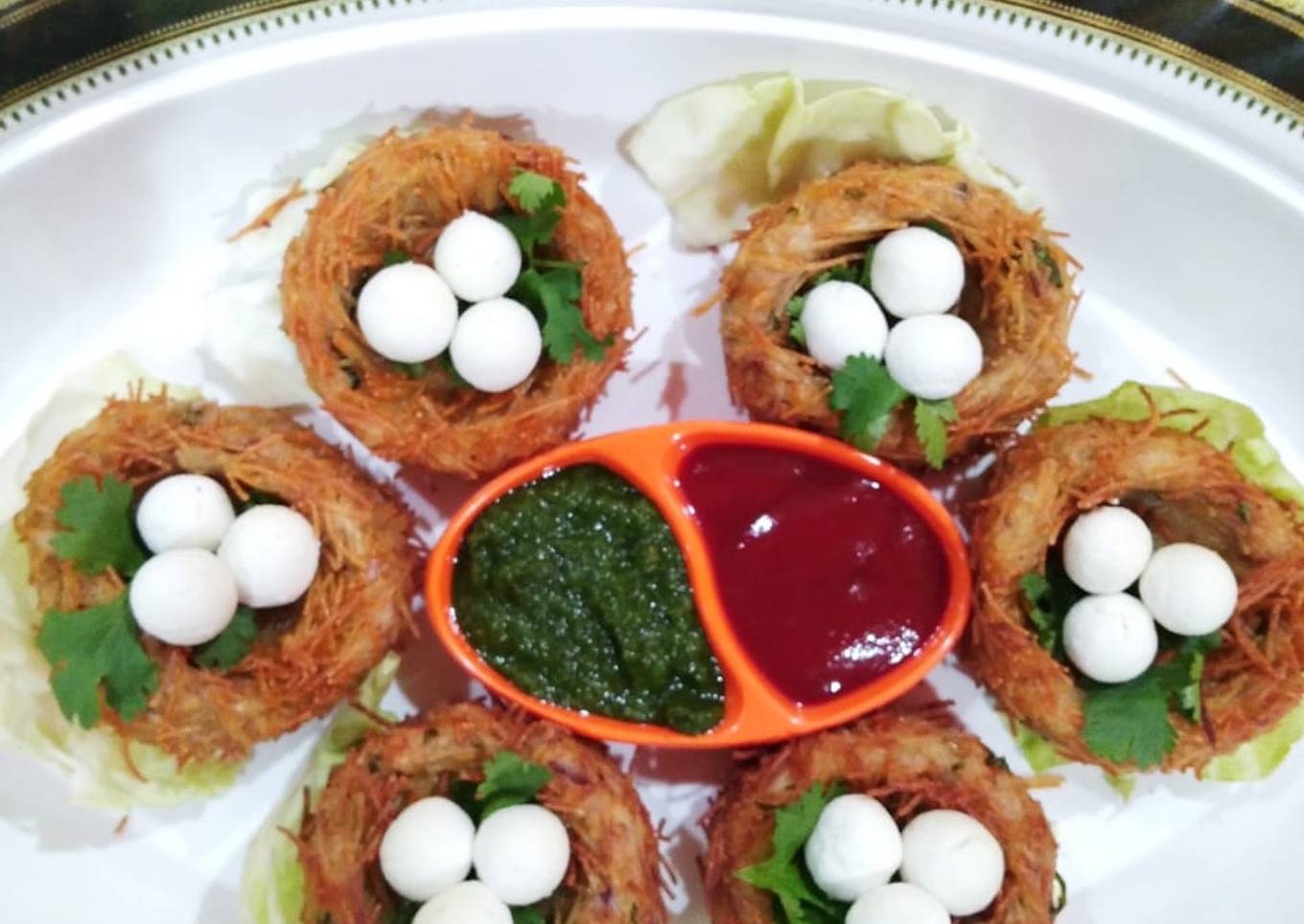 Super Crispy Bird Nest with eggs