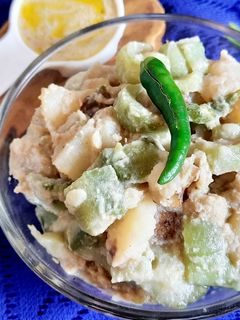 ঝিঙে আলু পোস্ত(Jhinge alu posto recipe in bengali) রেসিপির প্রধান ছবি