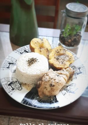 Una foto de Pollo al orégano
