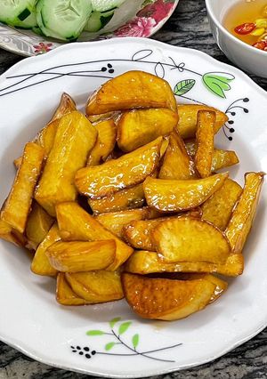 Hình của món Khoai lang chiên mắm.