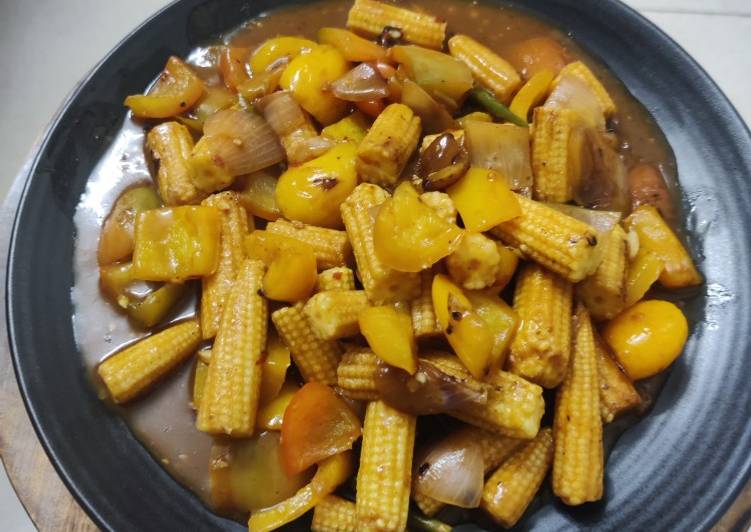 Hot and sour chilli baby corn