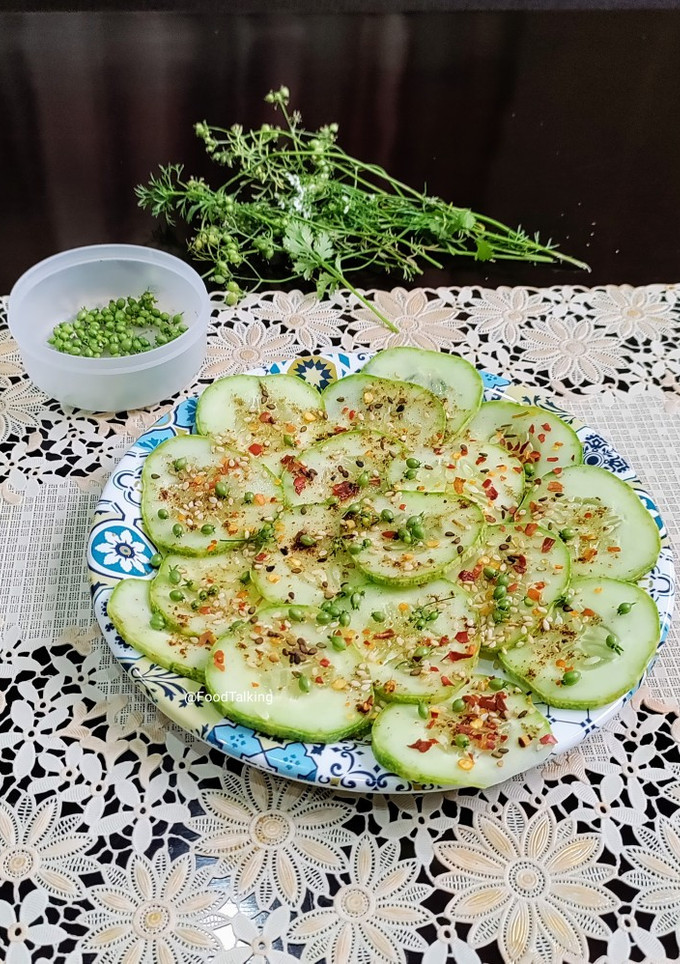 A picture of Cucumber salad.
