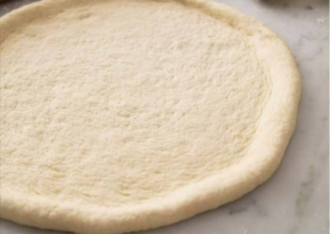 Recipe of Ultimate Homemade Pizza Dough with Yeast 😋🧀🍕😙