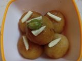 ब्रेड गुलाबजाम (Bread Gulabjamun Recipe in Marathi)