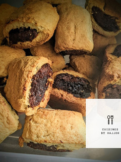 A picture of Date stuffed cookies.