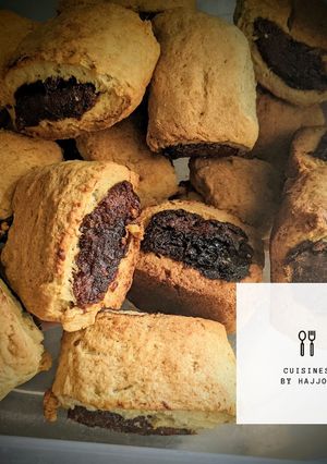 A picture of Date stuffed cookies.