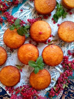 عکسی از دستور کاپ کیک زرشک