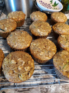 A picture of Zucchini Oatmeal Muffins.