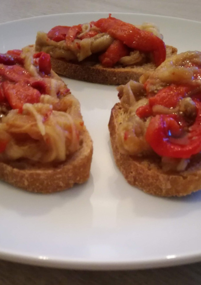 Una foto de Tostadas de escalivada