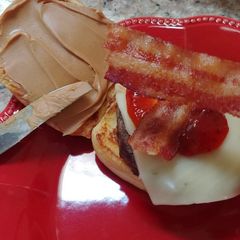 A picture of Thai Peanut Butter Bacon Cheeseburgers.