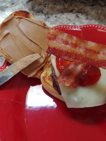 Easy Steps to Prepare Recipes Thai Peanut Butter Bacon Cheeseburgers the Awesome  Delicious.