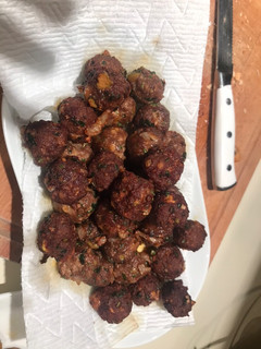 Una foto de Albóndigas de carne al pistacho