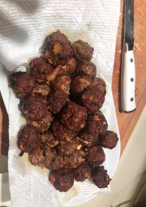 Una foto de Albóndigas de carne al pistacho