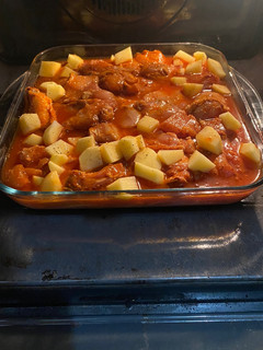 Foto de Frango no forno 🍗 com batatas 🥔