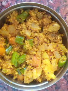 மிக்ஸ்டு வெஜீட்டபில் தேங்காய் பொரியல் செய்முறை முக்கிய புகைப்படம்