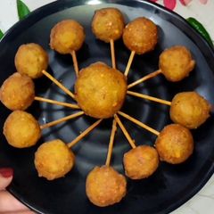 Vrat ke liye aloo lolipop A picture of Vrat ke liye aloo lolipop.