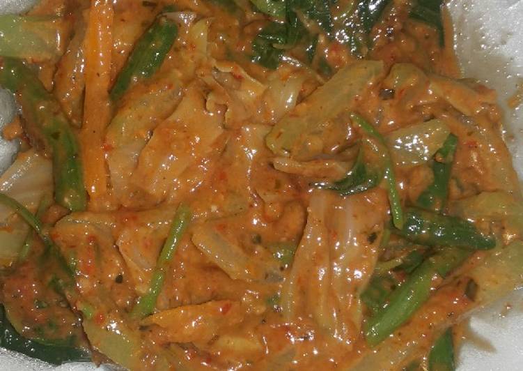 Pecel Sayur Pedas