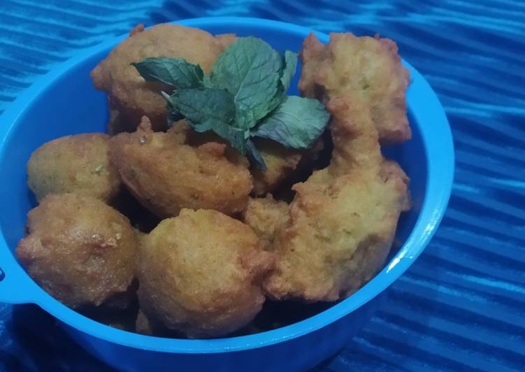 Chana dal phulori/ bhajiya