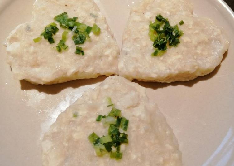 Get Lunch of Steam Tofu and Ground Cuttlefish