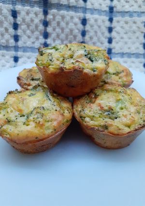 Une photo de Mini muffin de brocoli au thon  🥦🐟