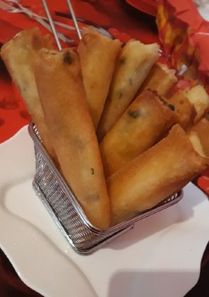 Une photo de Bourek au pomme de terre et poulet