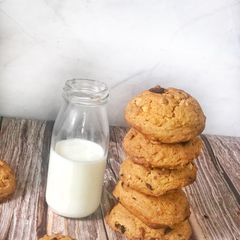 A picture of Chocolate chip cookies II.