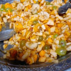 Banana grapes mix fruit chat A picture of Banana grapes mix fruit chat.