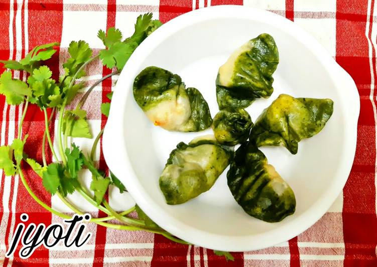 Step-by-Step Guide to Make Super Quick Homemade Egg Stuffed Spinach Momos