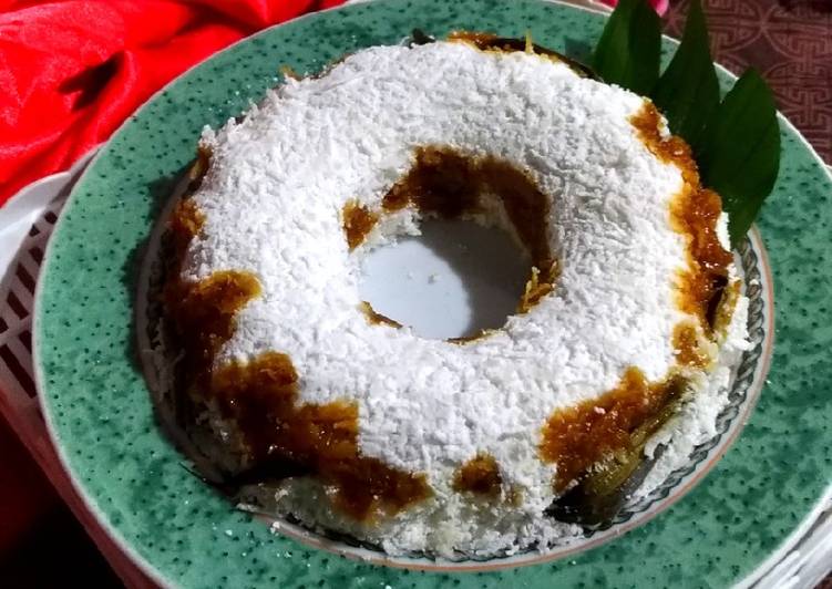 208. Awug Tepung Ketan