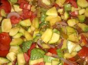 Una foto de calabacitas a la mexicana