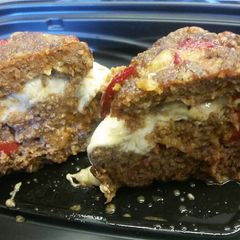 A picture of Roasted Bell Pepper & Mozzarella Stuffed Mini Meatloafs.