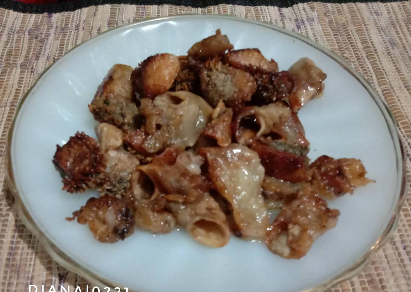 Gorengan Iso dan Babat Sapi